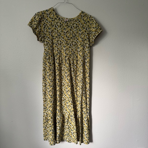 wonder nation Dresses & Skirts - Surticolombia S/M Graphic Floral Tee
$18